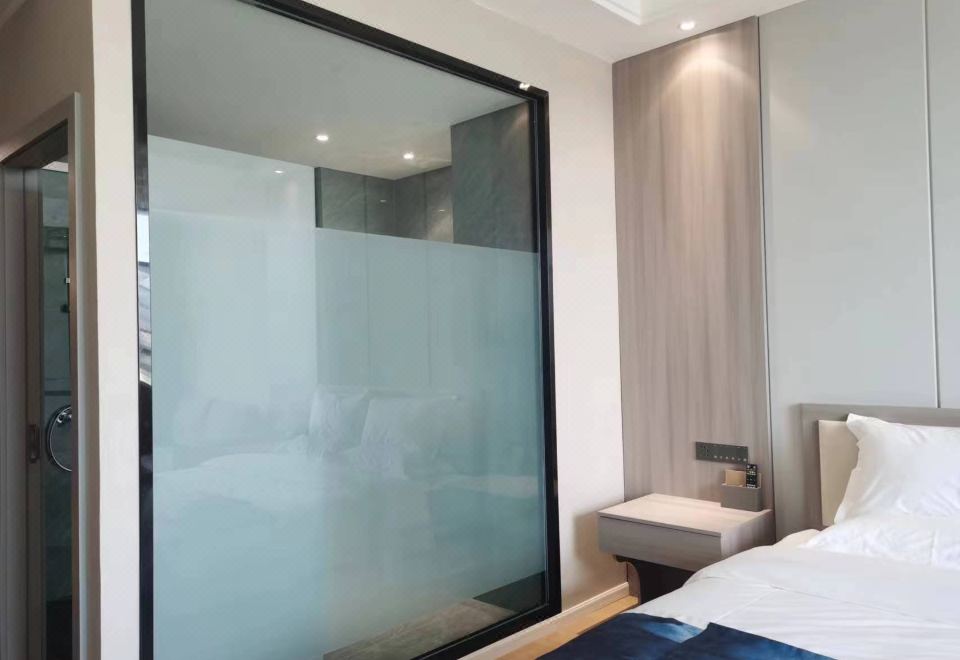 Deyuan River View  HotelRiver-view Double Room