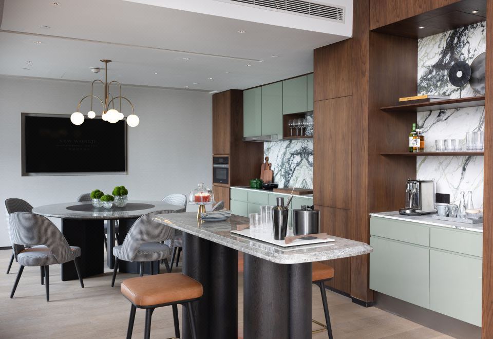 复式套房（尊享超大浴缸+城景大阳台+戴森吹风机）