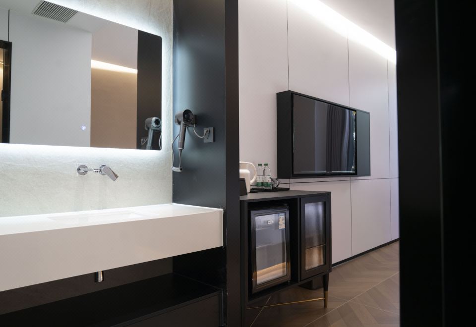 优选谧静大床房