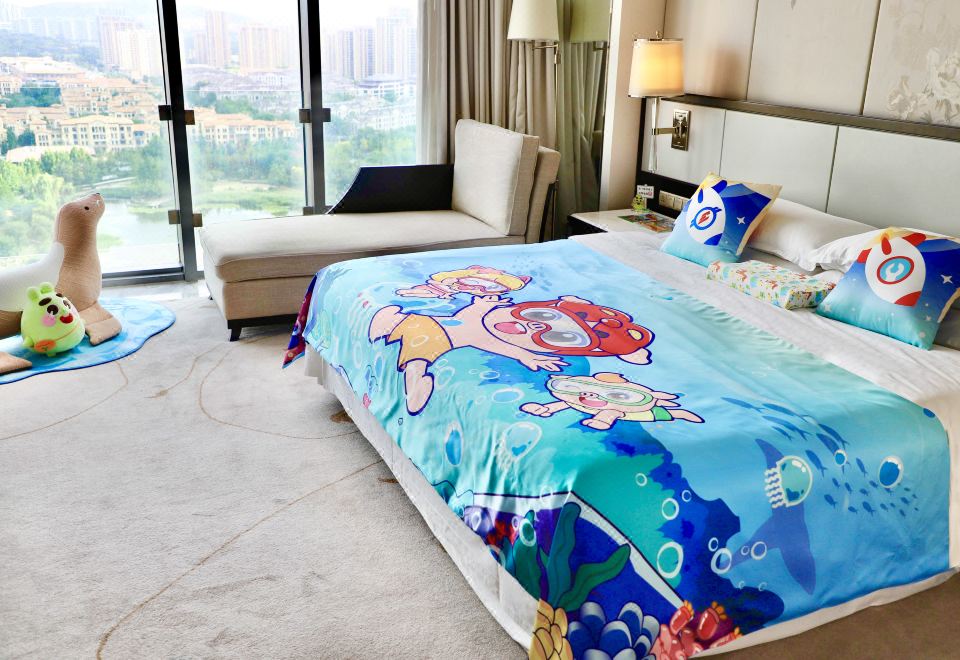 豬豬俠親子主題套房