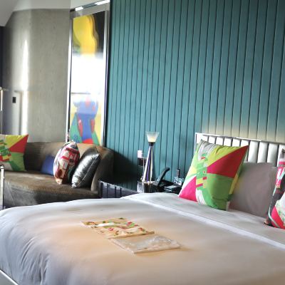 七喜聯名主題大床房 西安W飯店優惠