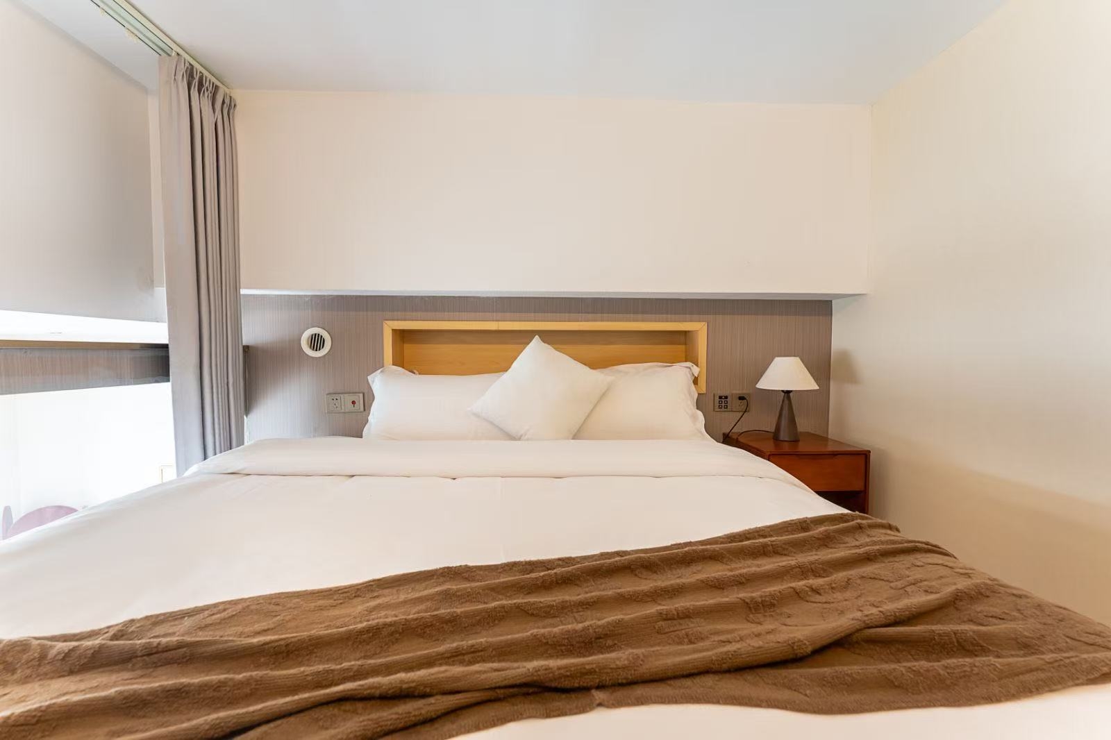 澜庭?高层loft两居室+落地窗观江景+巨幕投影