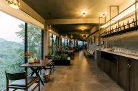 Suoye Mountain Mist Lodge