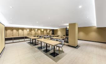 Yuelong Hotel (Foshan Lishui Branch)