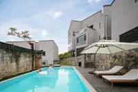 Ruo Yin•Natural Oxygen Bar Home Stay