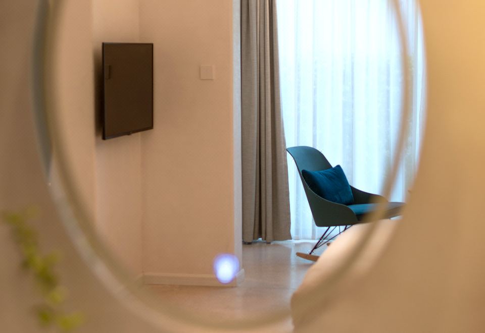 暖暖大床房（智能馬桶+浴缸）