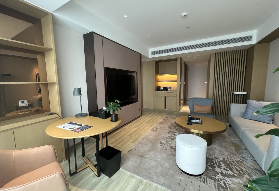 Metropark Hotel Hongqiao ShanghaiDeluxe Suite