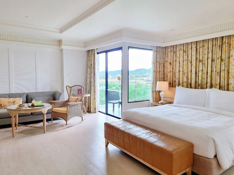 Family Suite with Hillside View