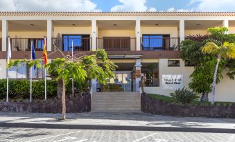 Royal Sunset Beach Club - Housity