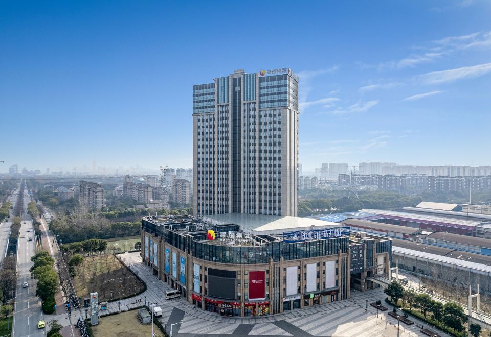 Home Inns Ribbon Cloud Hotel (Shanghai West Youyi Road Subway Station) - Housity