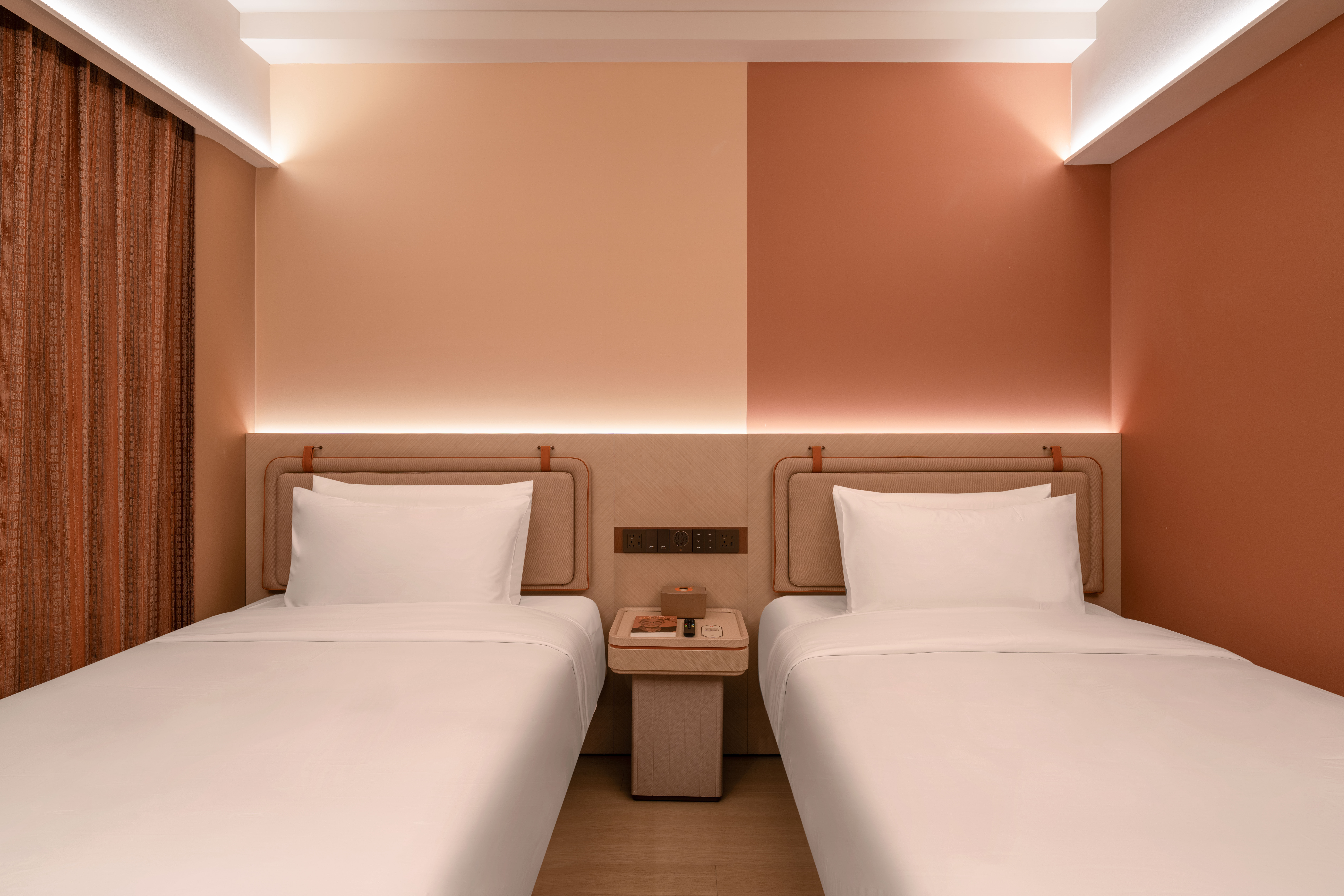 豪华双床房（65寸电视智能投屏+冰箱+智能马桶）