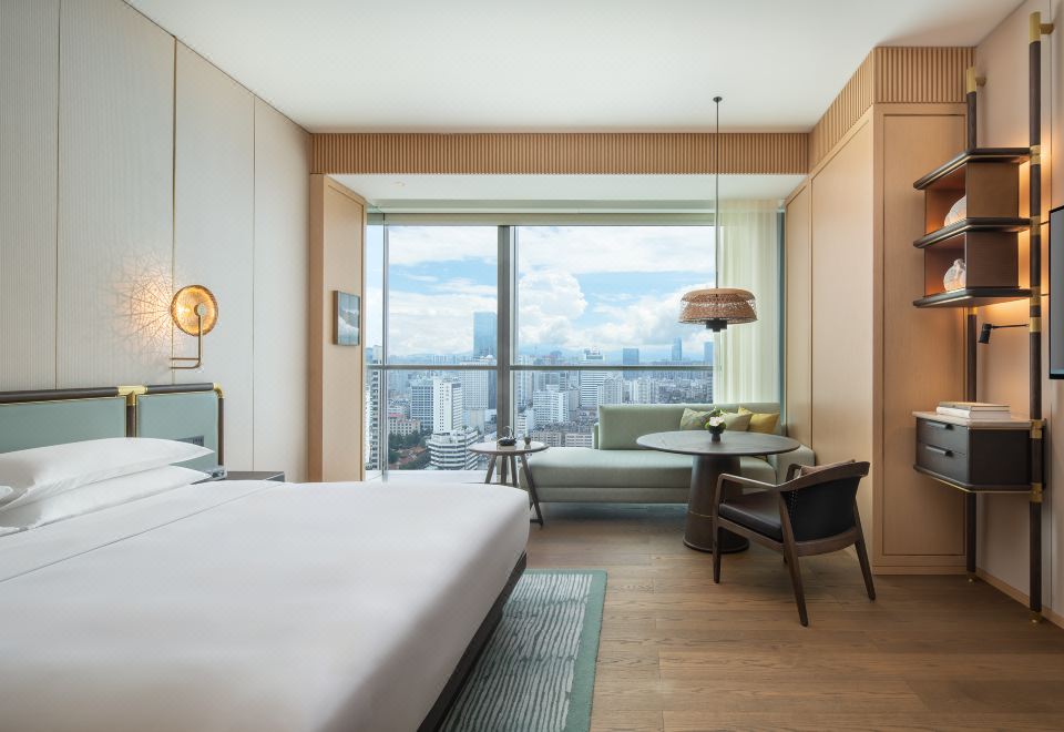 豪華客房（大床）