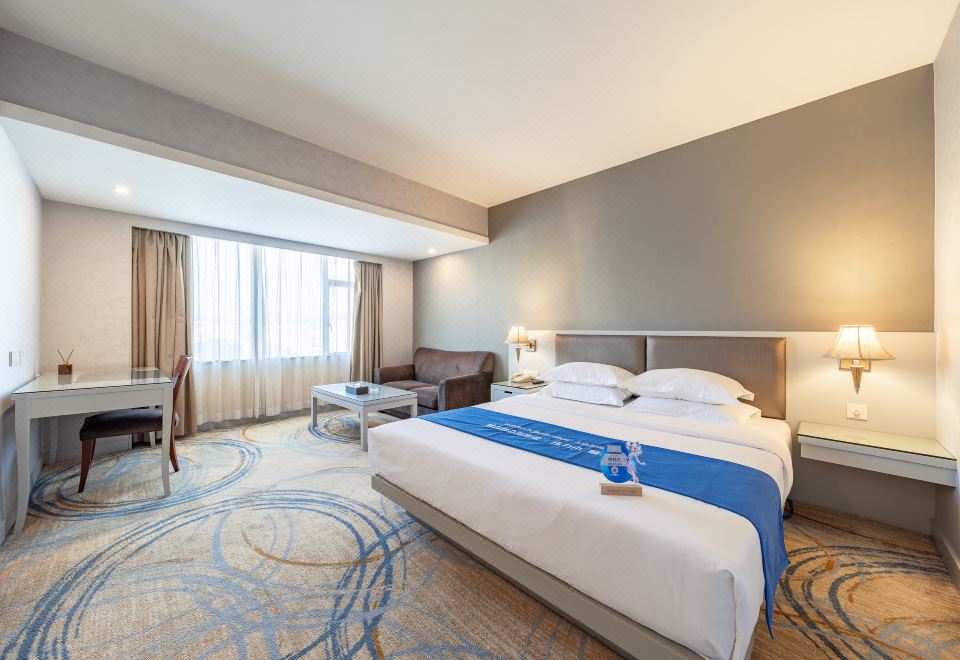 零壓大床房（深度睡眠+夢百合0壓記憶枕+夢百合0壓床墊）