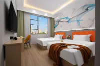 Lanfei Smart Cinema Hotel (Xiangyang 1989 Creative Park Branch)