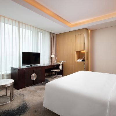 高級大床房|超大衞浴+金可兒床墊 武漢萬科君瀾酒店優惠