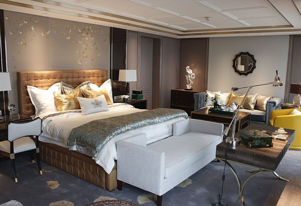 Crowne Plaza Guangzhou ZengchengDuplex Presidential Suite - With View (Top Floor)