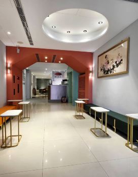 Bravo Hotel
