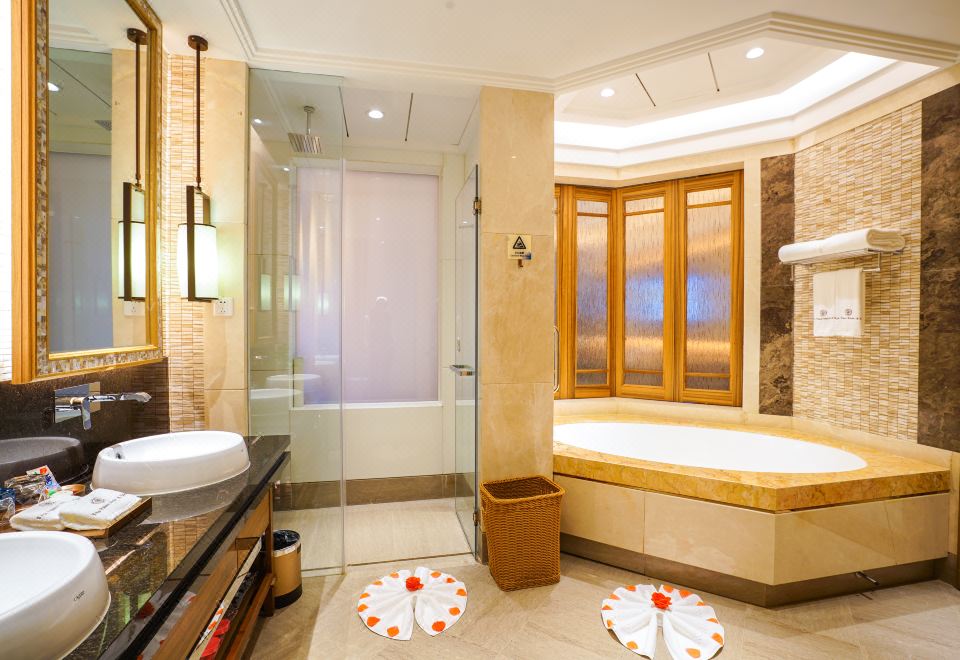 亲子温泉套房-二房三床卡通主题-独立泡池-认证温泉水入房