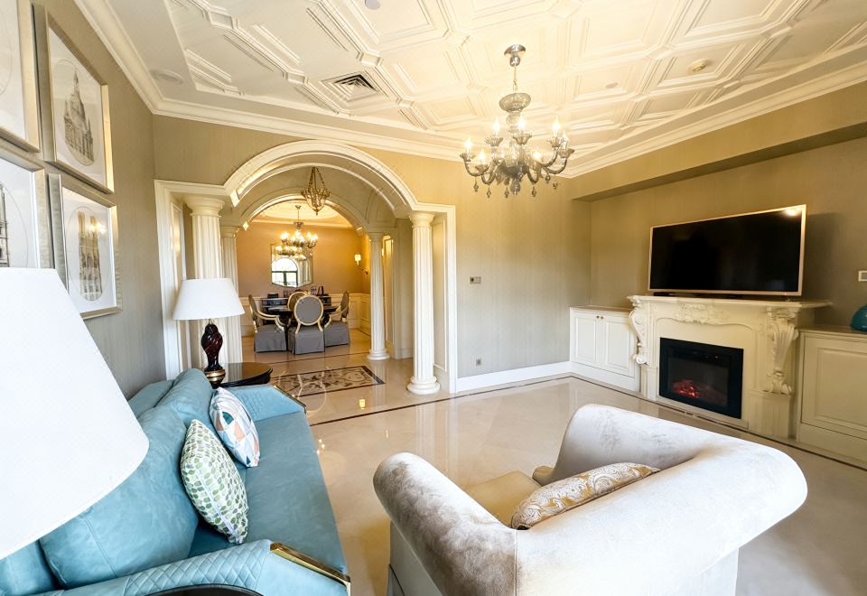 180度观景｜美式会客厅套房