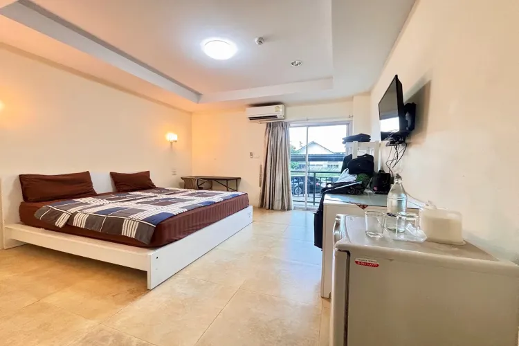 ห้องสแตนดาร์ด เตียงใหญ่ 1 เตียง