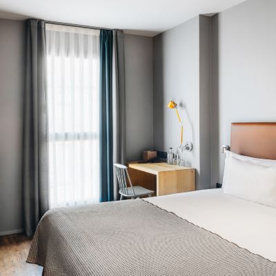 Standard Double Room Yurbban Trafalgar Hotel Promo Code
