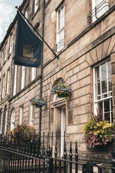 New Town Hotel