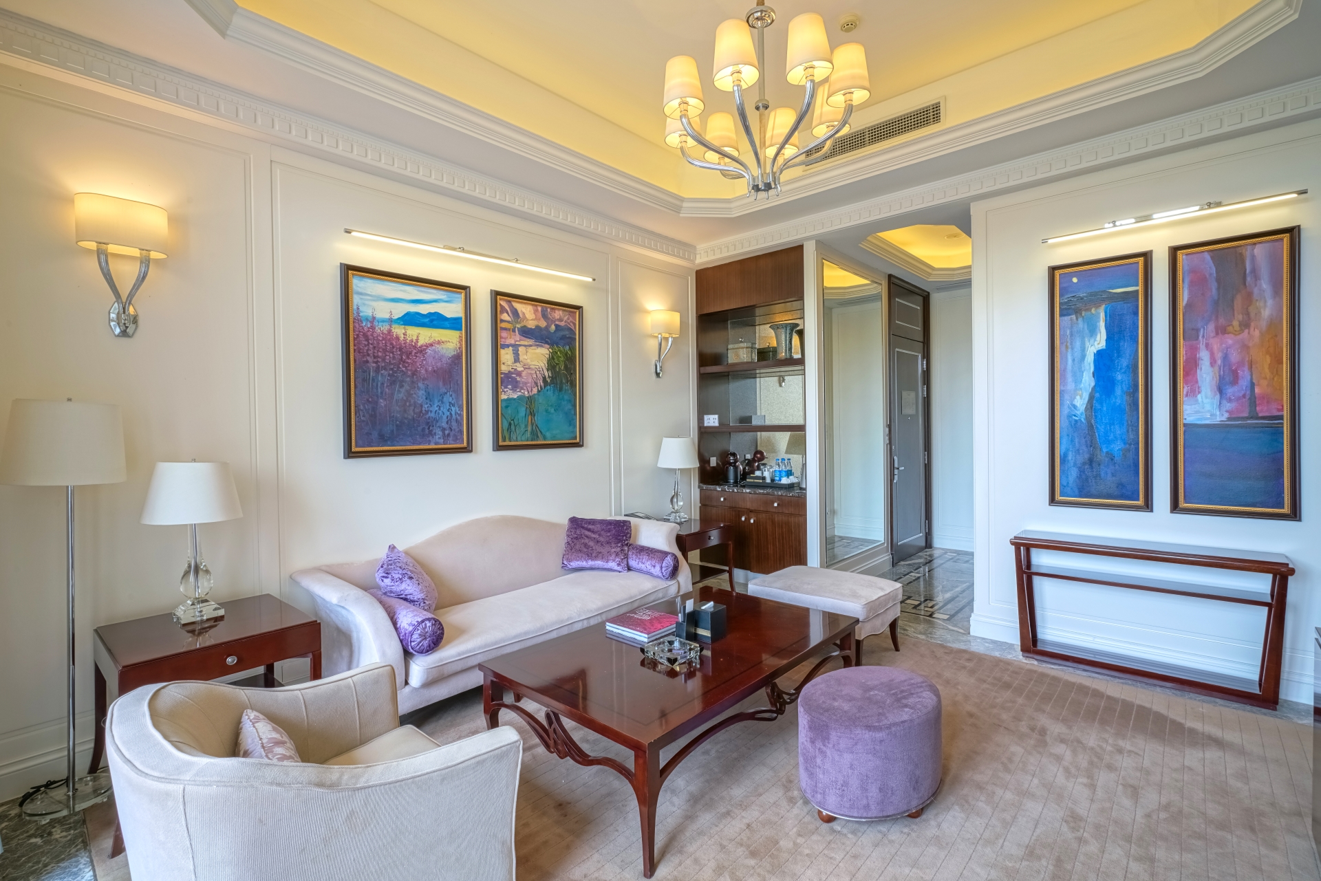 加床园景家庭阳台套房