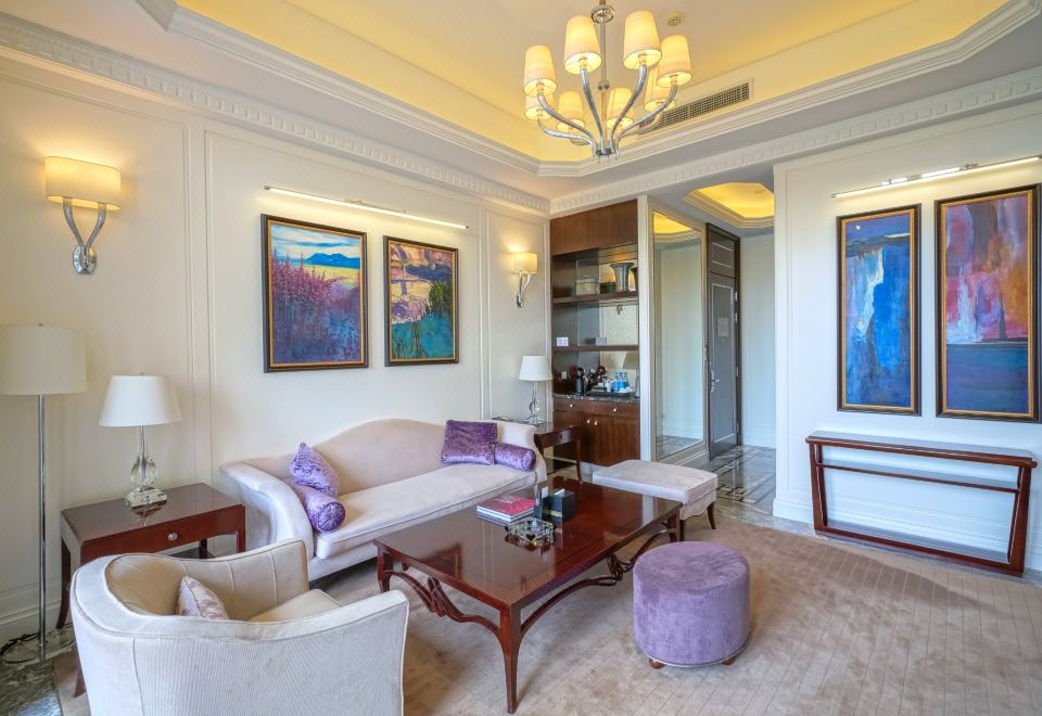 加床园景家庭阳台套房