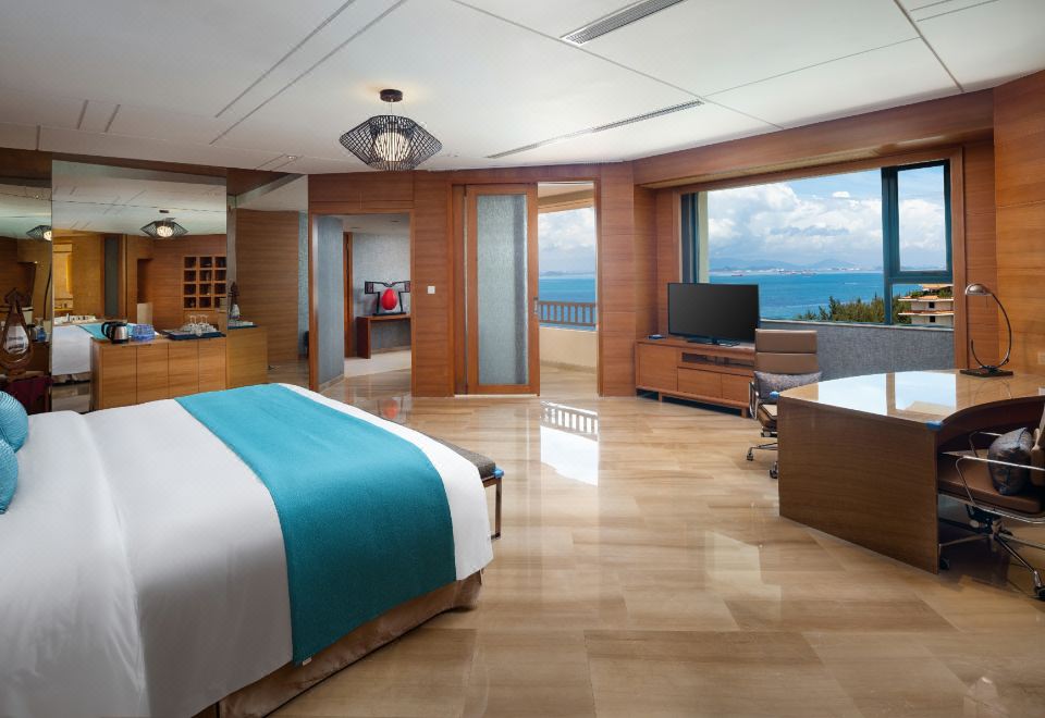 Regal Palace Resort HuidongPremier Suite - Sea-View