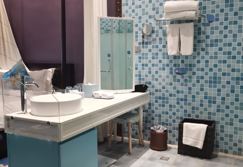 內景神秘百慕大復式親子房