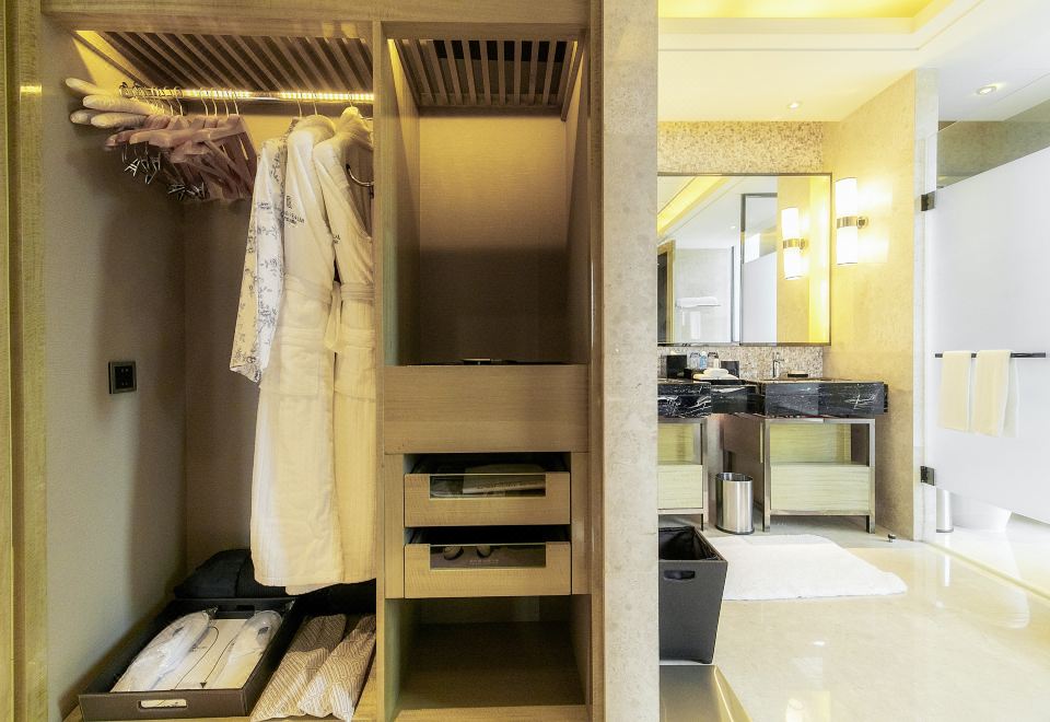 家庭套房（两张大床）