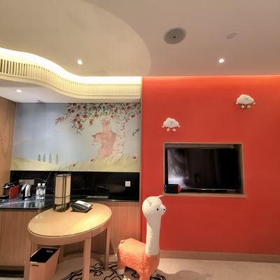 體感遊戲主題雙床房 西安臨潼悅椿溫泉飯店優惠