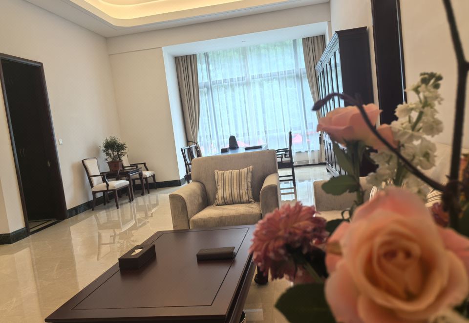 附楼双卧家庭套