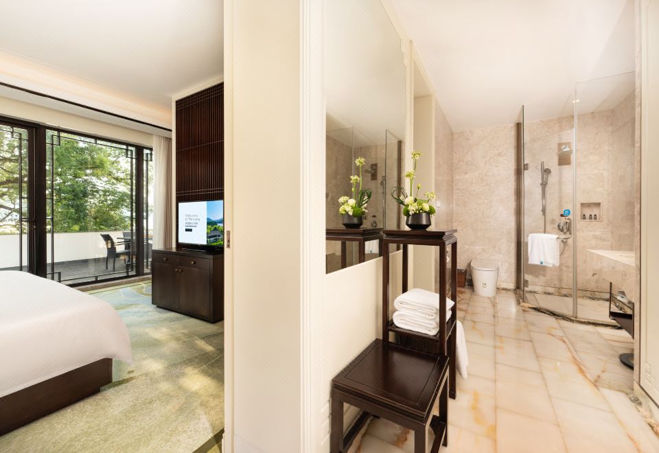 湖景行政豪華大床房