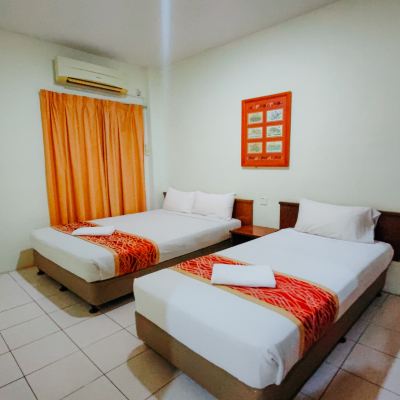 1 Bedroom Apartment (1queen And 1 Single Bed) Kupon Virgo Batik Resort