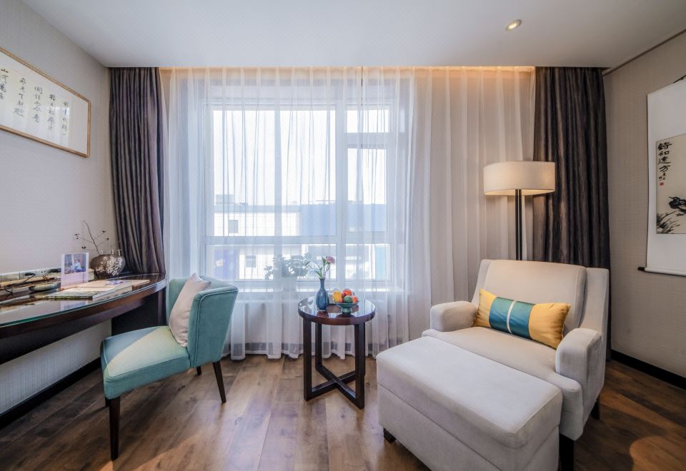 花園行政大床房（冰箱+詩意空間+多款枕頭）