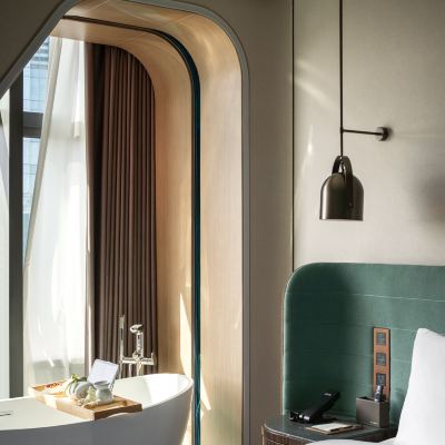 雲廊天沐大床房「雲境煥新&飄窗漫浴」 寬融套房飯店（廣州番禺長隆萬達店）優惠