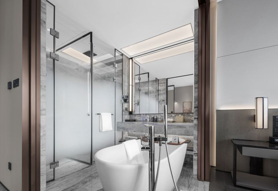 逸境|尊享大床房「全自動智能馬桶」「智能客控」