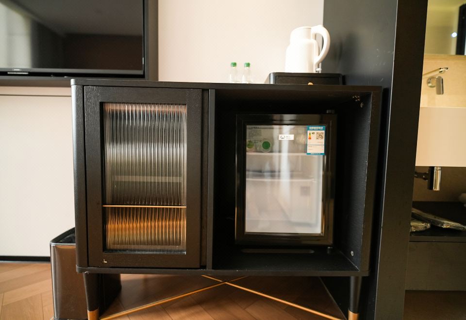 优选谧静大床房