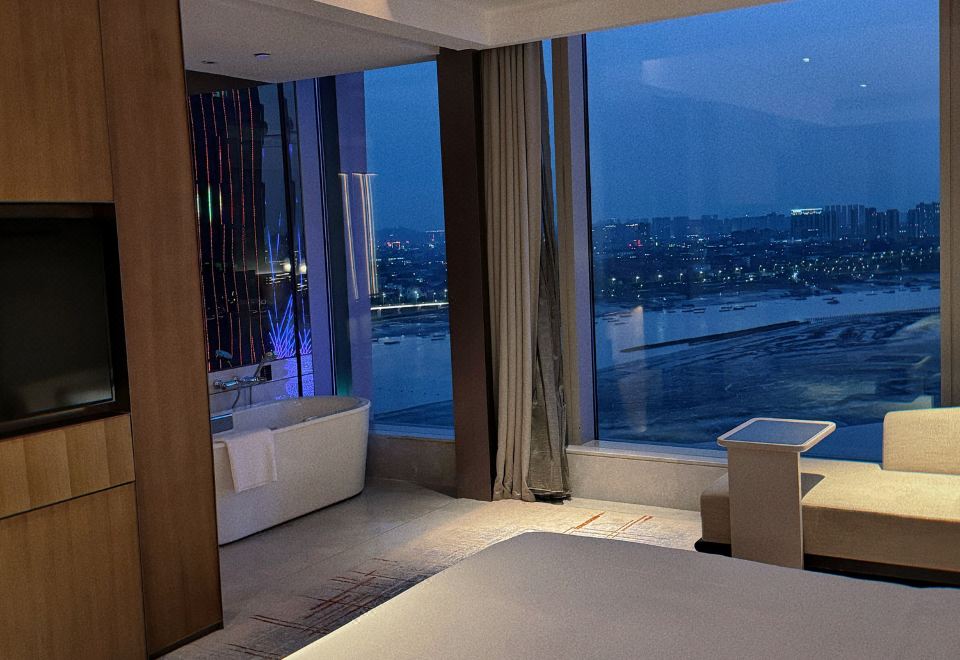 江景双卧连通房