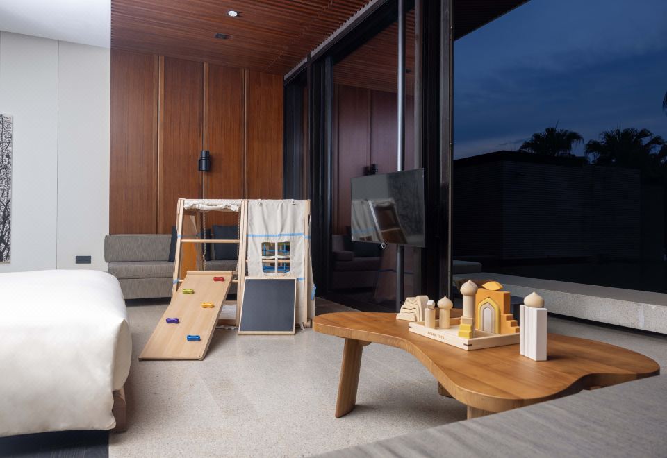 经典水畔童趣一居室大床房（阳台）