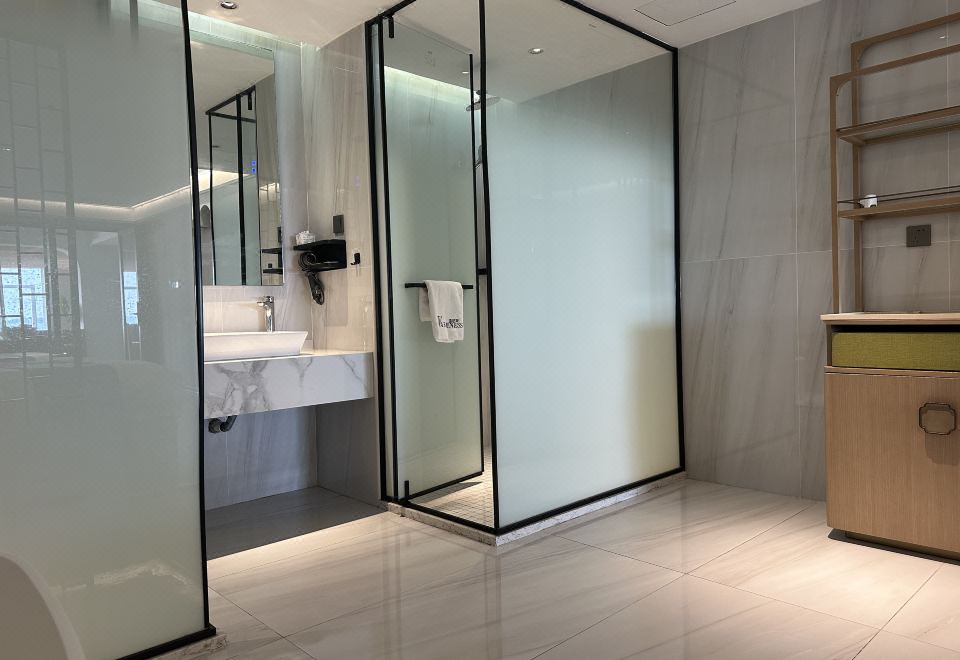 Miye Sea-view Holiday VillaGuestroom - Sea-View (2 beds)