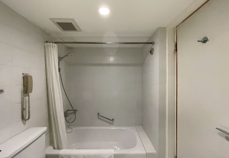 Beijing Xinqiao HotelExecutive Duplex Family Suite Room