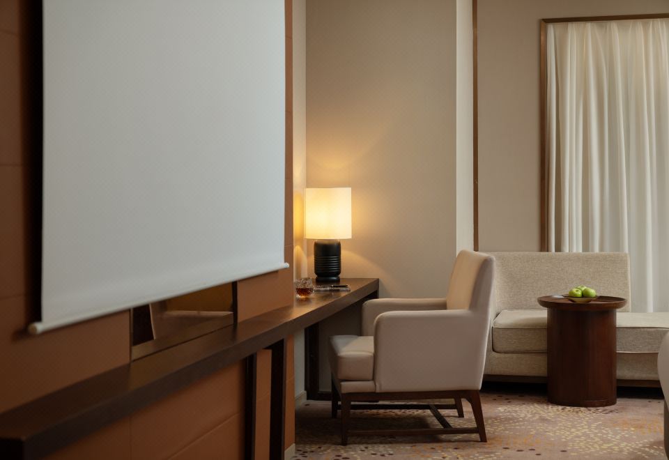 躺平舒睡影音房丨100寸高清巨幕+超宽大床+海量vip大片