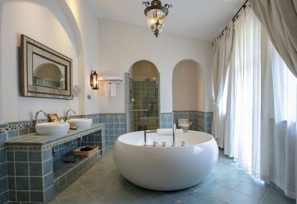 Xikang Yunshe Wellness & Resort HainanVintage Castle Suite