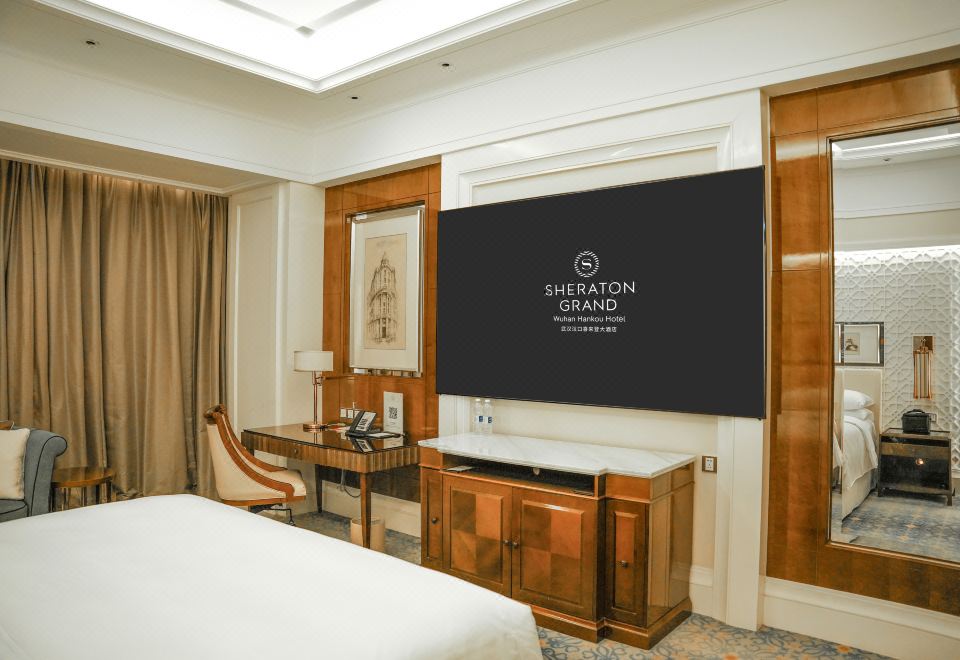 100寸巨幕房·私人影院·腾讯海量电影随心看