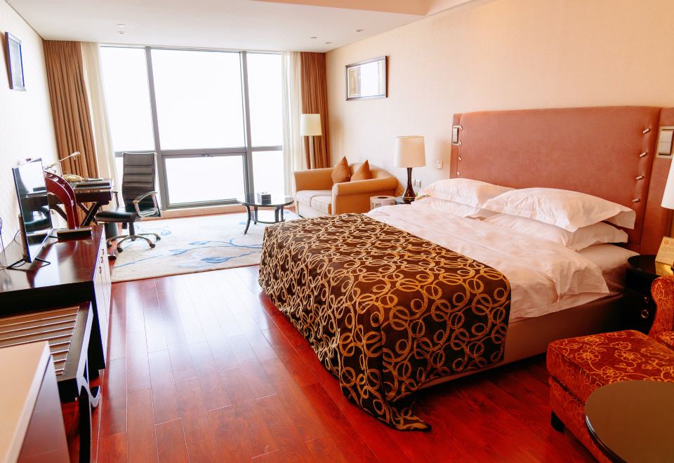 Hua Bin International HotelMisty Double Bed Room (Closed Window)