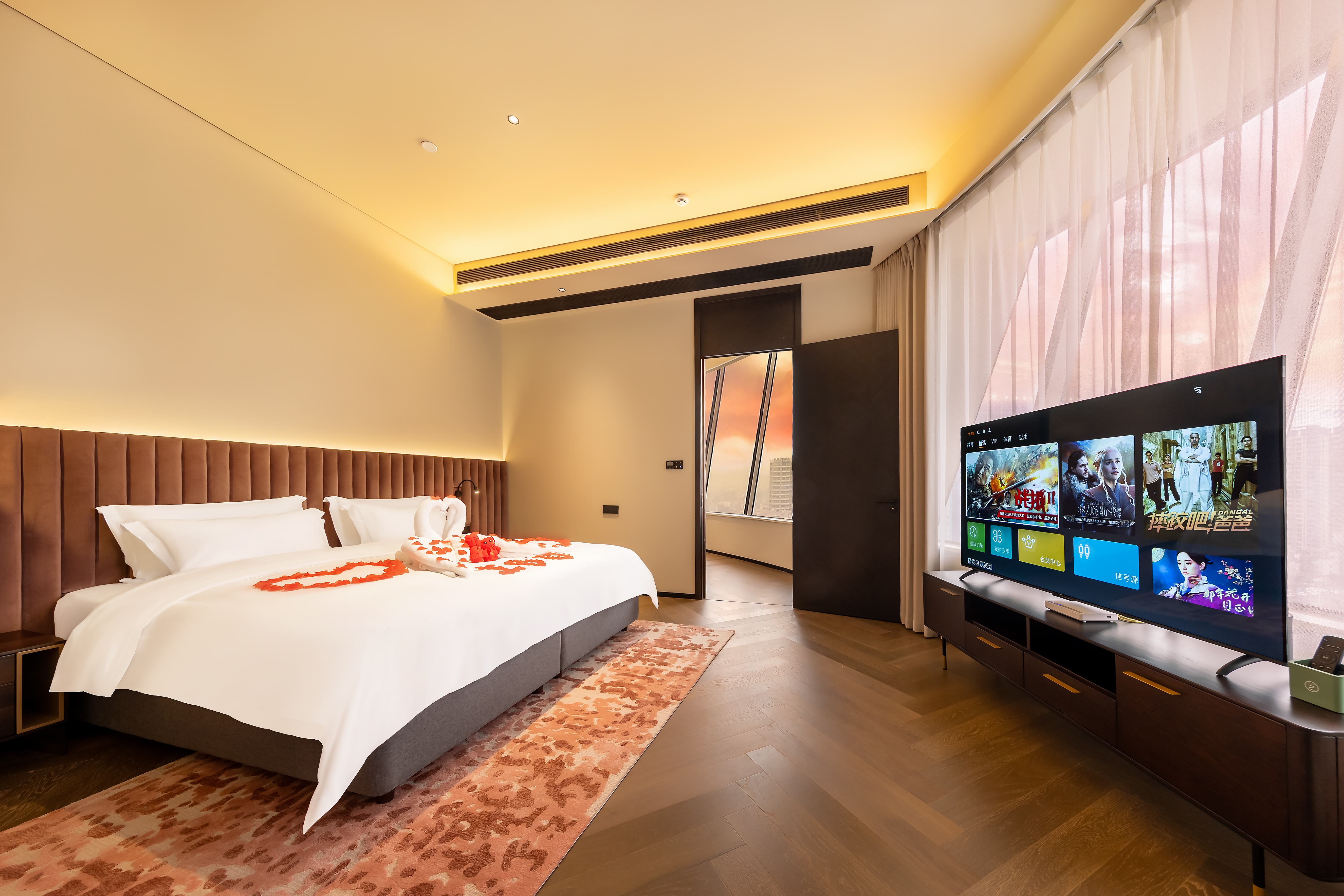 豪华婚庆套房（都市全景视野+舒眠）