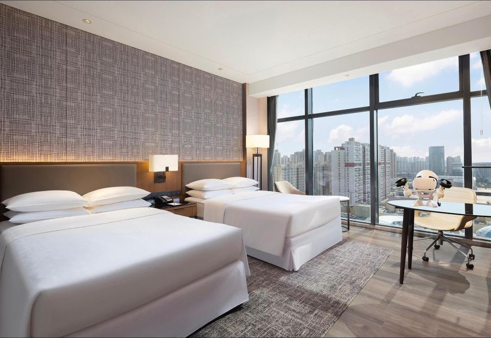 Sheraton Hotel KaifengVR Featured Twin Room (Cinema + Gaming)