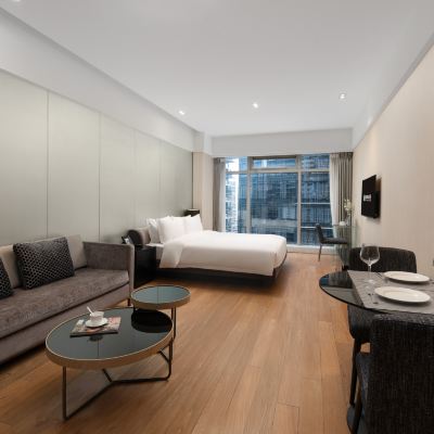 高級大床房 杭州EFC澳美國際飯店公寓（萬創國際店）優惠